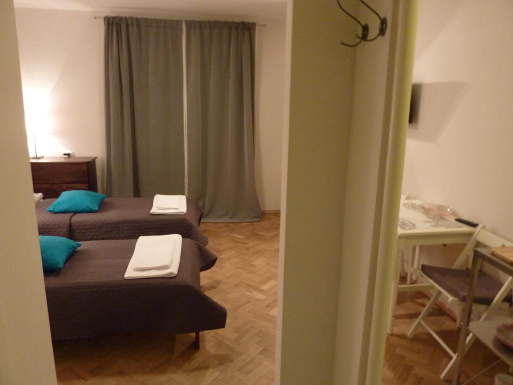 Koro De Varsovio - Apartament Ciasna 10 Buitenkant foto